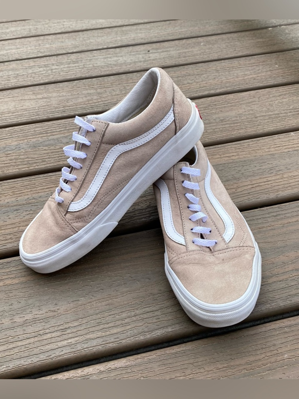 EUC Vans 7 beige tan white low top shoes sneakers 7.0
